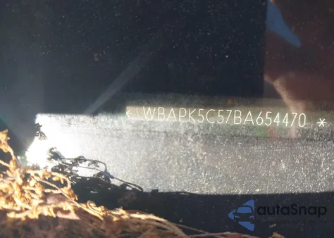 2011 BMW 328I xDrive из США, поврежденный, VIN WBAPK5C57BA654470